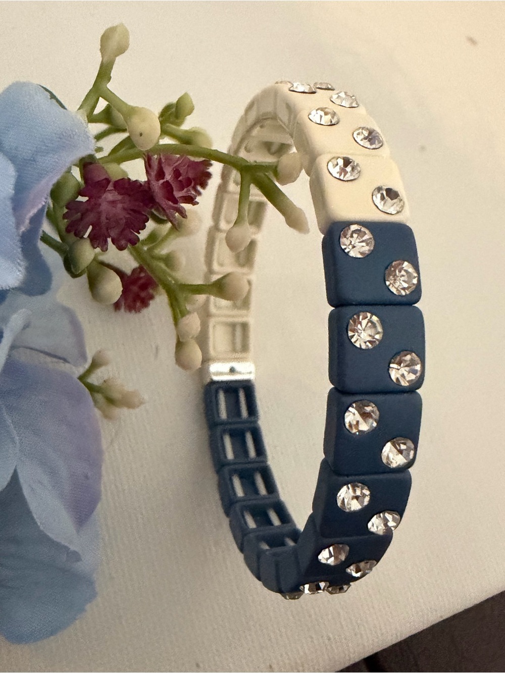 Roxanne Assoulin Two-Tone Grayish Blue and Ivory Crystal Stretch Bracelet NEW